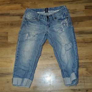 Ripped Amethyst Capris